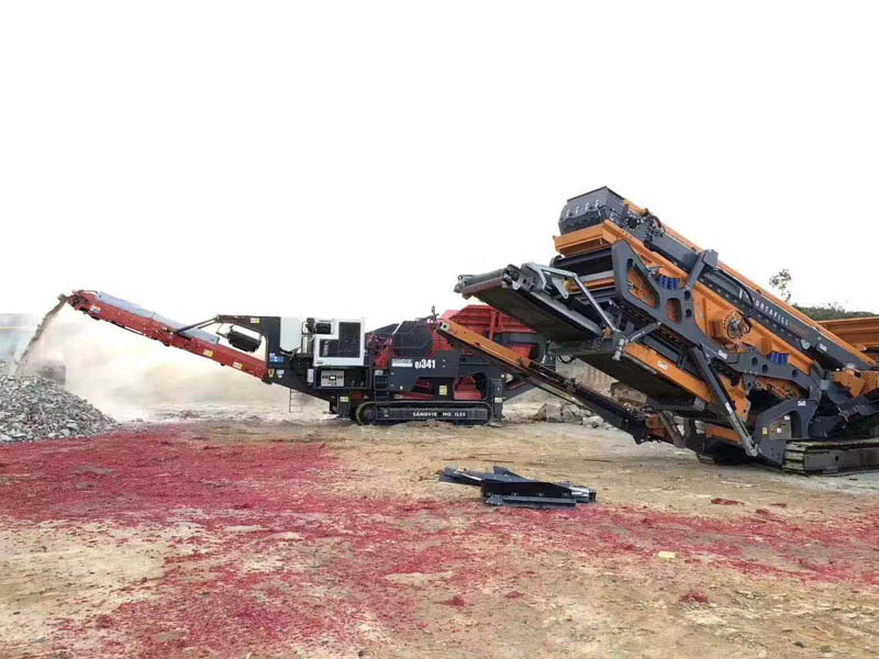 移動破碎篩分設備 移動破碎篩分設備